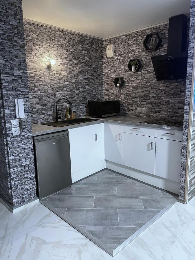 Relax & Chill Apartman Sevran Kültér fotó